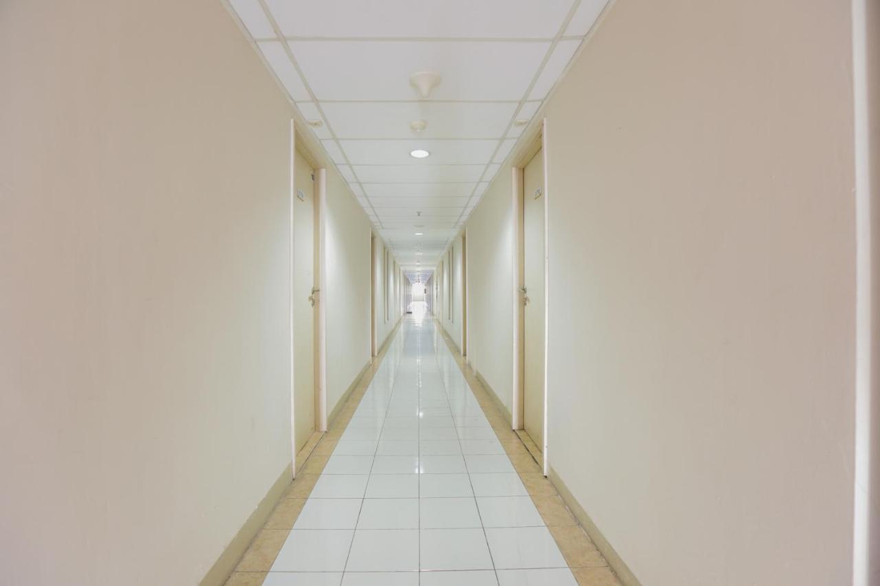 Hotel Oyo 2103 Lauv 2 Grand Centerpoint Tower B Bekasi